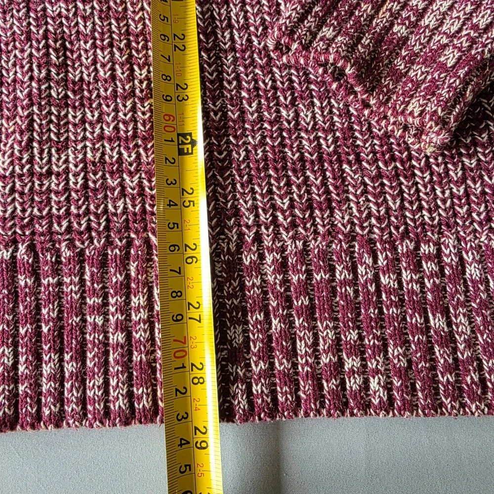 American Eagle Outfitters style pullover